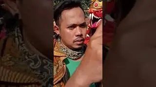 Penampakan WEWE kembar