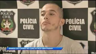 Pol&iacute;cia prende quadrilha que roubava carro de luxo