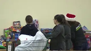 7,500 kids get Christmas gifts through Salvation Army's Angel Tree program