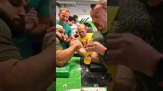 Unleash the Hellboy | Armwrestling mit Jarritos