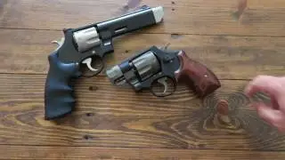 S&W 327 2