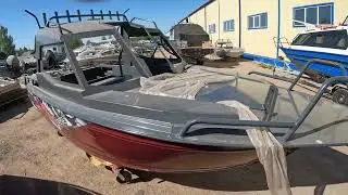 Как выглядит новая опция на лодке Berkut L-HT OPEN - капот