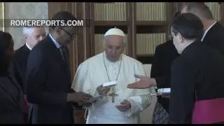 Pope apologizes for 