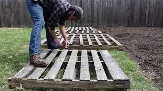 Building a Pallet Fence Part 1; using FREE reclaimed materials for zero-waste construction