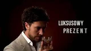 Karafka do whisky cube z 2 szklankami i grawerowanymi inicjałami dla gentlemana