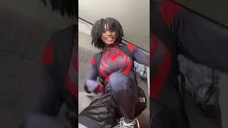 FEMALE MILES MORALES COSPLAY!?🕷️❤️🖤 #shorts #spiderman
