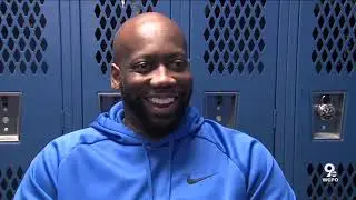 Wyoming's Isaiah Walker follows in father's footsteps