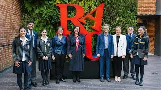 Leaders in Positive Psychology Visit Ravenswood