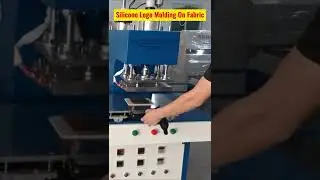 automatic silicone molding machine silicone 3D logo on fabric with mutil color