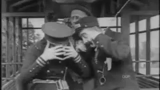 1919 Off the troley com  Harold Lloyd drigido por  Alfred J  Goulding