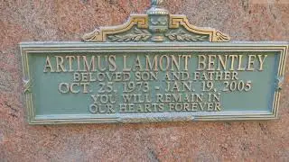 Lamont Bentley Grave Forest Lawn Hollywood Hills Memorial Park Los Angeles California USA 11-6-2023