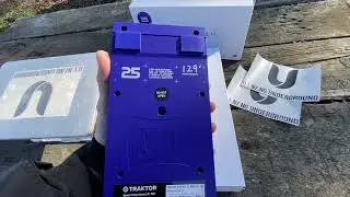 Traktor Kontrol X1 Ultraviolet Limited Edition UNBOXING (25th Anniversary Collection)