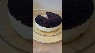 Windows was not used in the creation of this cake. That's why it's so amazing!
