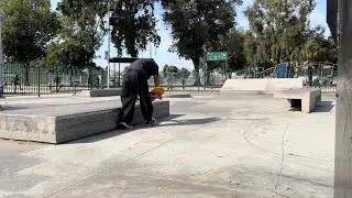 KICKFLIP CROOKED GRIND | TRIPOD