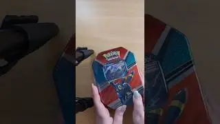 Opening the Pokemon TCG  Umbreon V Heroes Tin Box