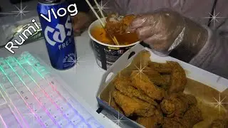 [Vlog] 어제도 먹고.. 오늘도 먹고 다음주도 먹을 예정!! / 소고기사골칼국수 /  매콤 오징어볶음 / 삼양라면 / 황올 + 불닭볶음면 / 참치김치찌개 / 인도커리 '라소이'