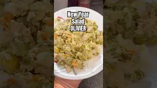 Recipe is in the description #salad #easyrecipes #europeanfood #cookwithme #easysalads