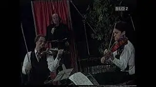 Sveta noč, All Capone Štrajh Trio in Gojmir Lešnjak,  oddaja Tok Tok,        voditelj Aljoša Rebolj.