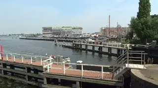Oude Houthaven Amsterdam tussen Silodam en Pontsteiger