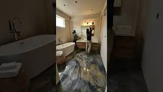 Ba&ntilde;o de Lujo: Transformaci&oacute;n Total con Piso Ep&oacute;xico de Alto Brillo