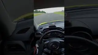 Swift sport (180HP) VS Honda Civic Type R (220HP)