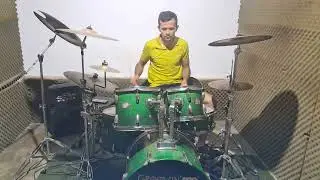 Aluno joão concluindo a música 🎶 🎶 Jeová jireh 🥁🥁