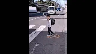 Nice 👍 In  Japan, traffic safety education is taken very seriously 🫡#shorts