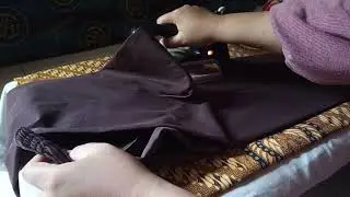 Cara setrika celana panjang