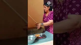 ചൊറിയാത്ത ചേന ചമ്മന്തി./അമ്മേം മക്കളും #shorts