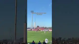 Nacional con las banderas de Pe&ntilde;arol #Nacional #cndef #lbdp #fyp