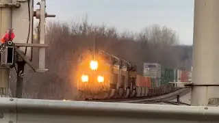 65-70 mph Union Pacific Z train ( ZG4CI ) heading west!! BNSF Transcon: Marceline sub..2/8/25
