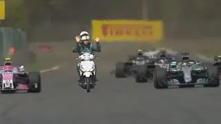 But here comes Sebastian Vettel!