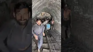 Log bahar araha hai don't miss end #miningindustry #coalmining #coal #mining