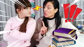 SOFI NON FA I COMPITI E MAMMA MONI SI ARRABBIA - Night Routine Rovinata! - Mamma Sofi e Figlia Moni