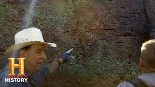Legend of the Superstition Mountains: Jesuit Clues (S1, E5) | History