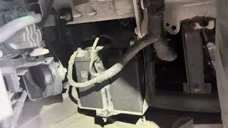 Volvo  xc40 auxiliary battery replacement services north Houston call 8326187291 for appointments
