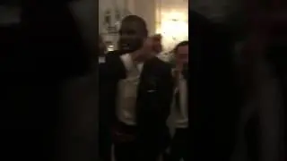 Stephen Curry does the #Lebronchallenge while Kyrie's at the wedding