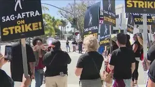 Hollywood strikers rally for unemployment benefits