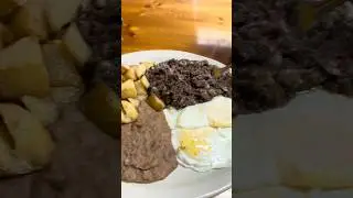 Завтрак сегодня утром в кафе AR&rsquo;s! #katslivnlarge