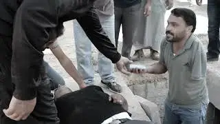 من داخل المقبرة أبشع جريمة بالعالم و نهاية غير متوقعة شاب يدخل الى قبر ابيه ليودعه فحدث المفاجأه