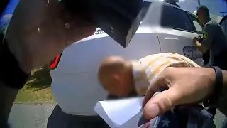 Woman Gets Out of Handcuffs and Shoots at Deputies: Report