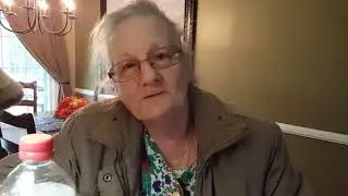 Mom Vapes for the first time.