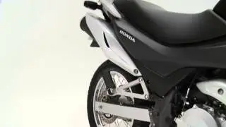 2013 Honda NX 400i Falcon (Brasil) &lsquo;A topa tudo da Honda   large action video