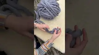 Long-tail cast-on tutorial: WolletjeBol DIY Chunky Yarn Hand Knitting Techniques
