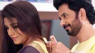 मला सोड आता सगळे वाट बघत असतील AJUNAHI BARSAAT AHE - Romantic Scene 💗💗
