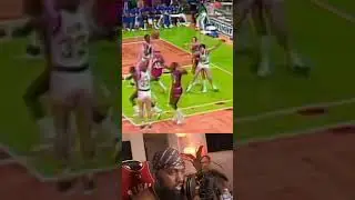 Реакция суперфаната Леброна на микстейп Ларри Берда!!! #larrybird #lebron #larrybirdhighlights