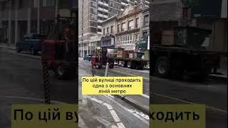 Yonge Street in Toronto.  Більше в Інстаграм @life_myla