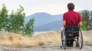 How I Became a PARAPLEGIC | Living in a Wheelchair