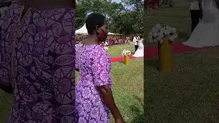 GRANCER THIS  IS REAI ME I AM THE BRIDE 👰&zwj;♂  I AM NOT YOUNG I AM  25 YEARS  OLD  AND IA M meeried