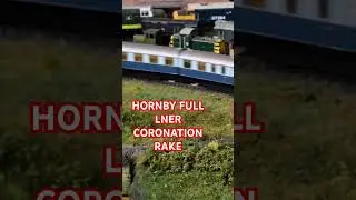 Hornby Full Coronation rake
